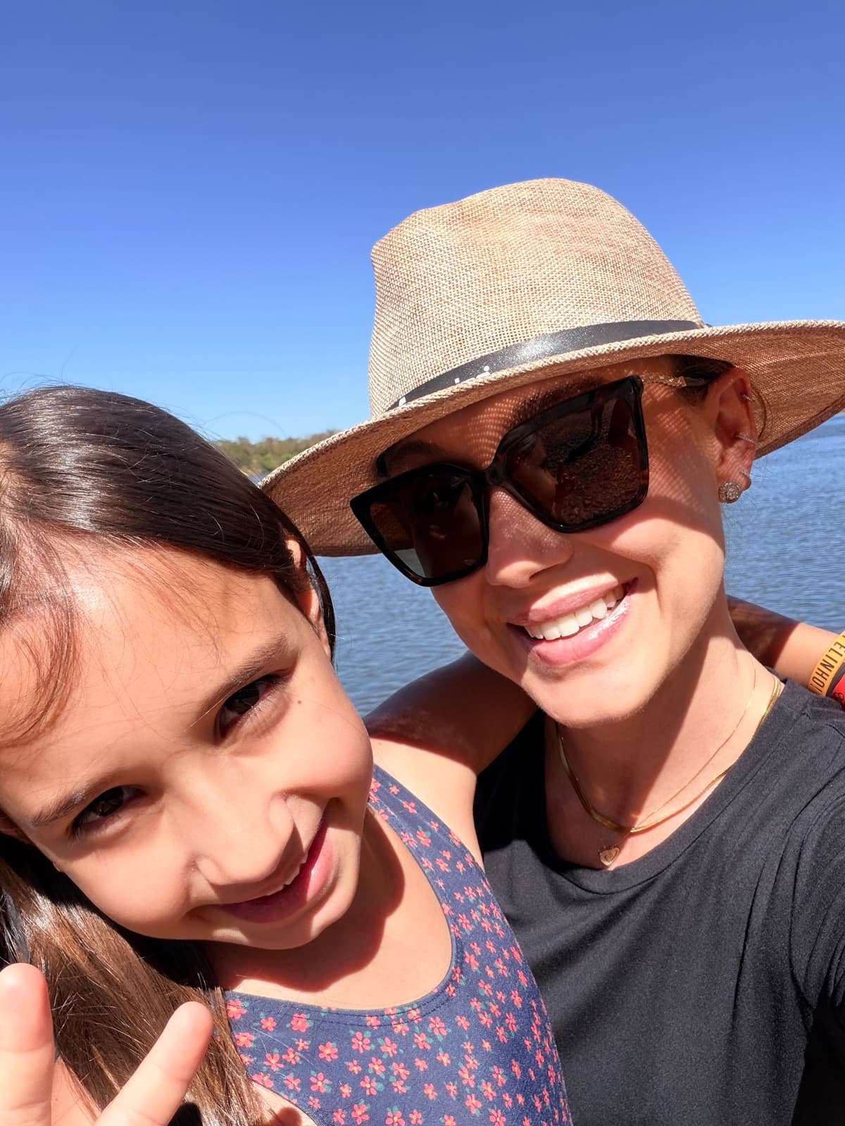 Marcela e filha